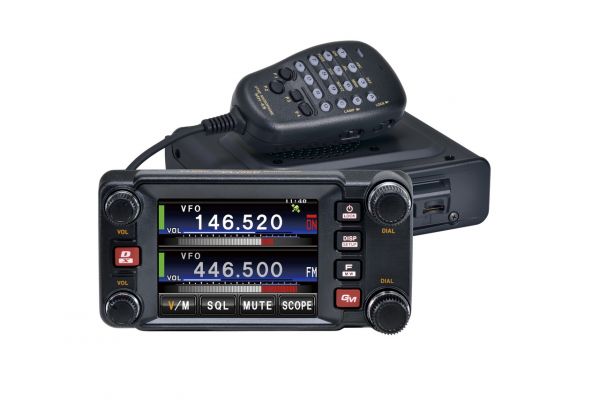 Yaesu FTM-400XDE, радиостанция мобильно-базовая