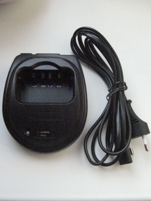 Зарядное устройство для радиостанций Wouxun KG-UV6D, KG-UVD1P, etc