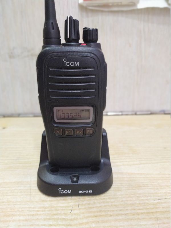 Icom IC-F2000S, IP67, радиостанция б.у.