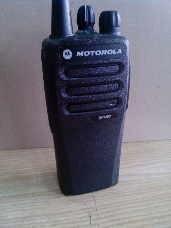 Motorola MOTOTRBO DP1400 (аналоговый режим), рация, радиостанция UHF