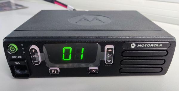 Motorola DM1400 UHF Digital радисотанция мобильная аналого-цифровая Motorola DM1400 UHF Digital радисотанция мобильная аналого-цифровая