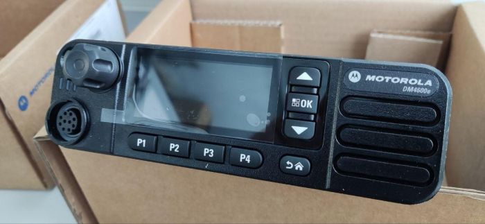 Motorola DM4600E UHF + AES радіостанція мобільна