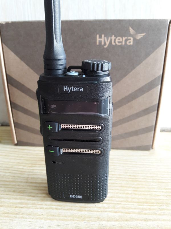Hytera BD355 аналогово-цифровая радиостанция Hytera BD355 аналогово-цифровая радиостанция