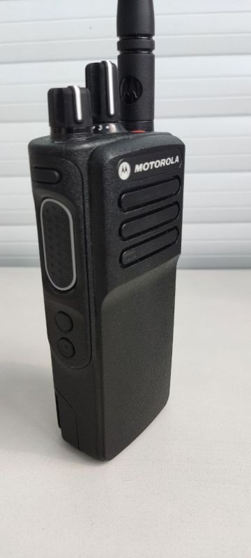 Motorola DP4401e VHF + AES 3000 mAh Li-ION MAX радиостанция портативная