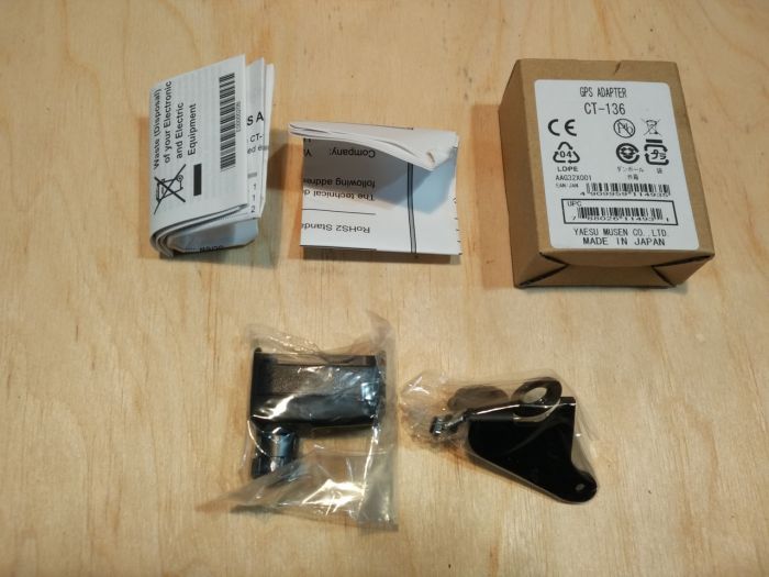 Адаптер Yaesu CT-136 для подключения GPS антенны к VX-8R/DR