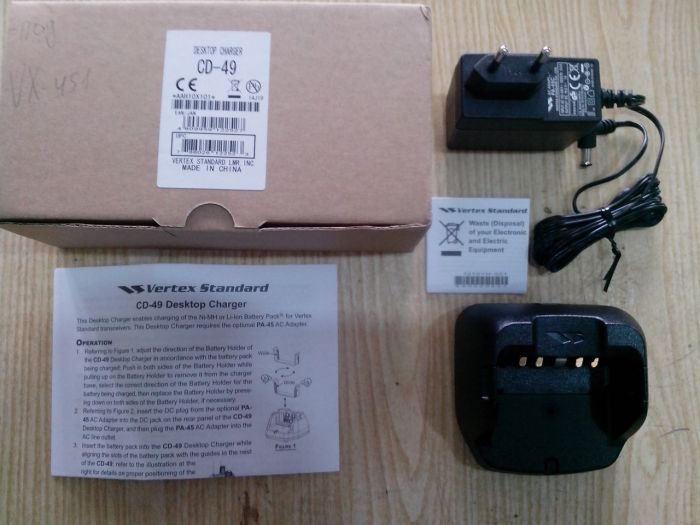 VAC-450 (CD-49 + PA-45C) Зарядное устройство Vertex Standard