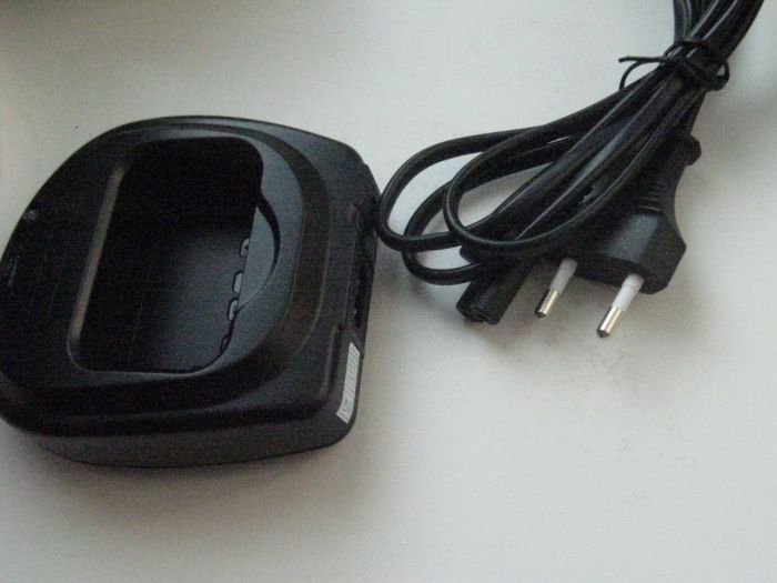 Зарядное устройство для радиостанций Wouxun KG-UV6D, KG-UVD1P, etc