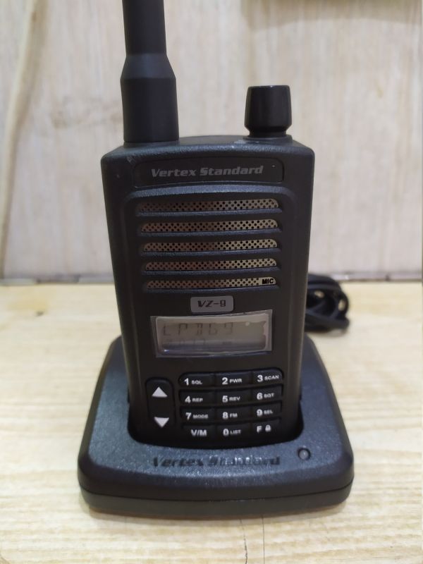 Vertex Standard VZ-9 радиостанция, б.у.