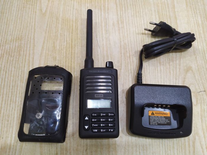 Vertex Standard VZ-9 радиостанция, б.у.