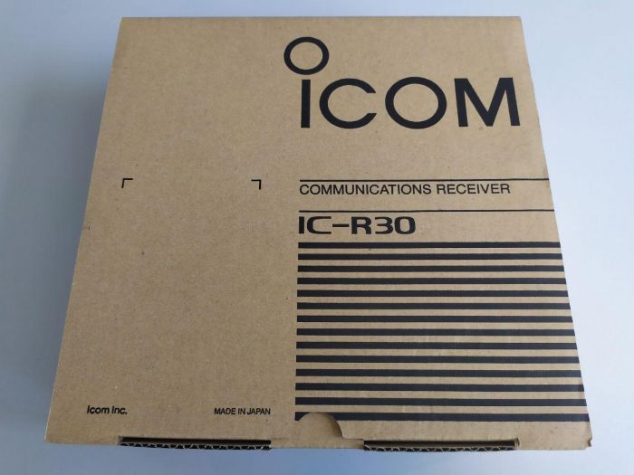 Icom IC-R30 - широкодиапазонный связной сканирующий приёмник