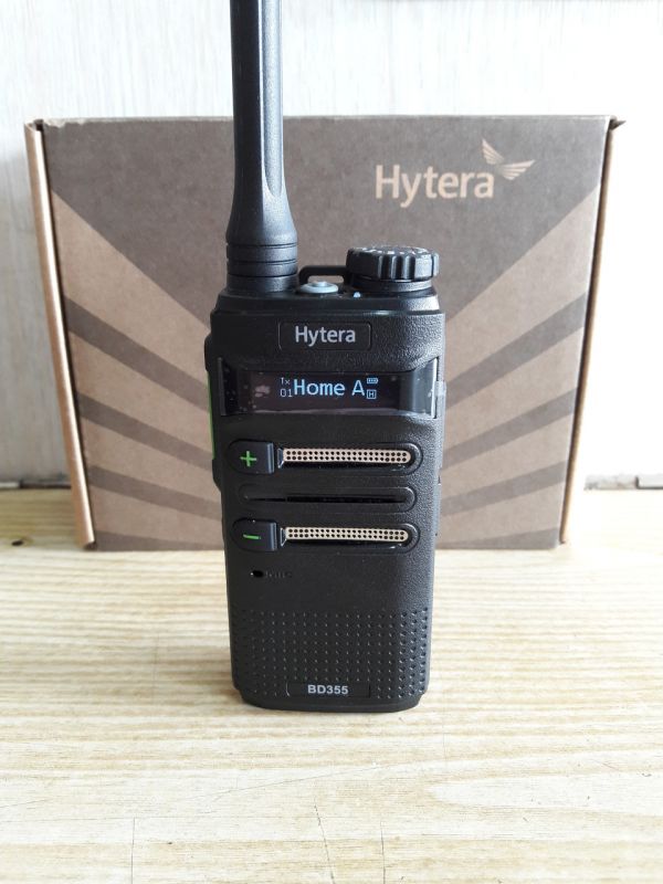 Hytera BD355 аналогово-цифровая радиостанция