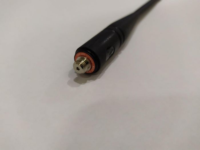 Motorola PMAE4079 UHF/GPS комбинированная широкополосная антенна (оригинал)