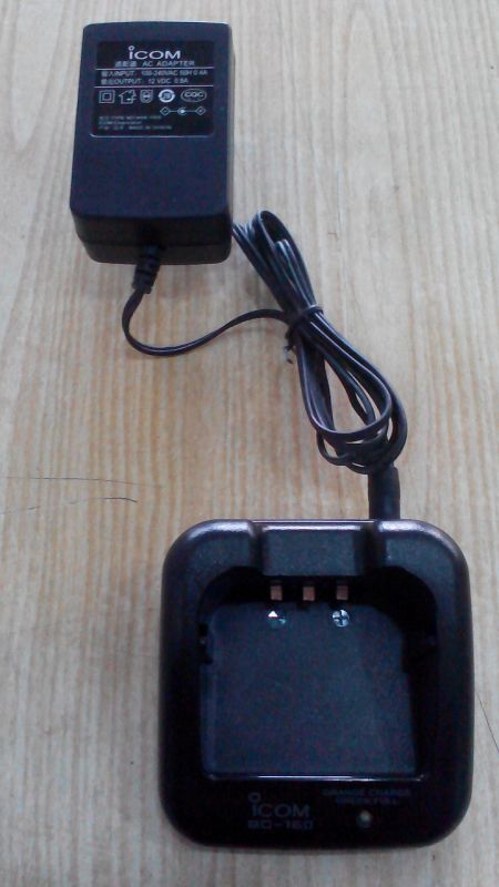 BC-160, зарядное устройство для радиостанций Icom