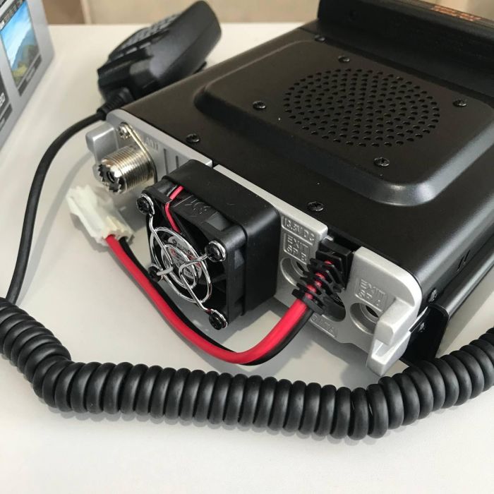Yaesu FTM-300D радиостанция мобильно-базовая, FM/C4FM/APRS/Wires-X