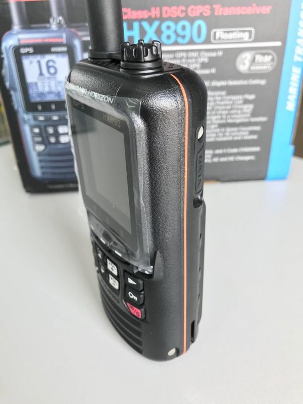 Standard Horizon HX890, морська УКХ радіостанція
