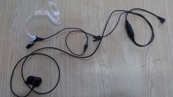 Гарнітура прихована для радіостанцій Motorola TLKR