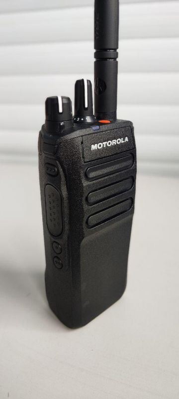 Motorola R7a VHF DMR портативна радіостанція