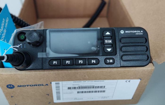 Motorola DM4600E VHF радиостанция мобильная