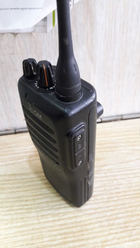 Icom IC-F21, радтостанция б.у.