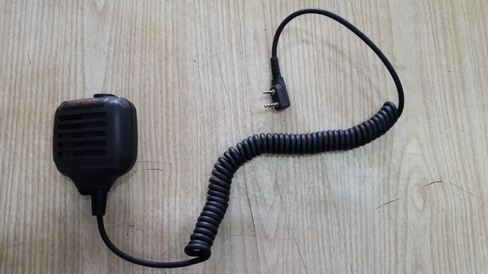Kenwood KMC-17 выносной манипулятор для портативных радиостанций