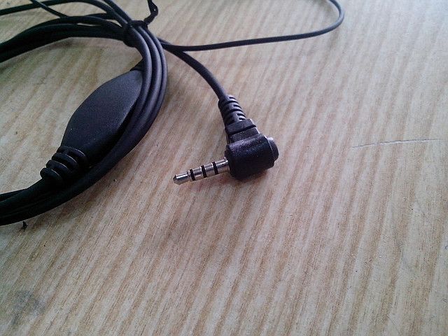 Гарнитура скрытого ношения Yaesu/Vertex 2-х проводная