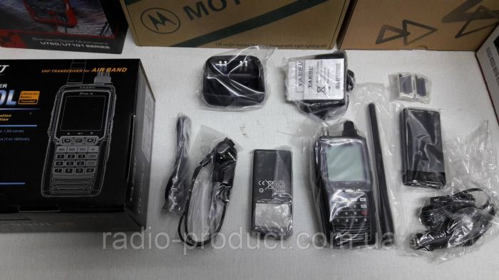 Авиационная радиостанция Yaesu FTA-550L