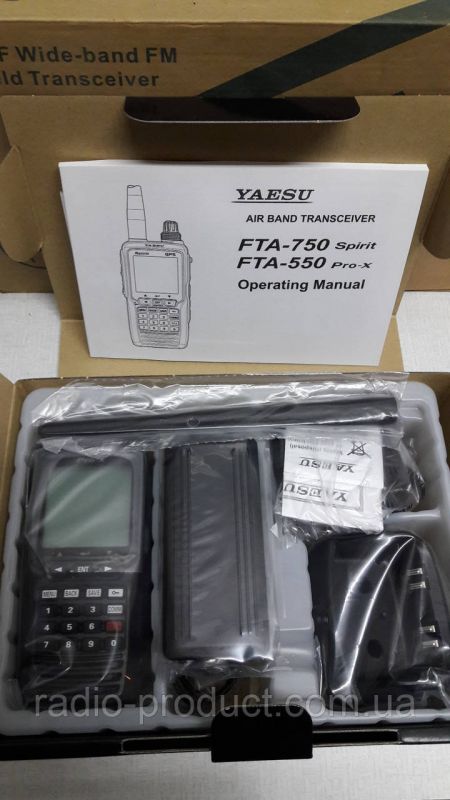 Авиационная радиостанция Yaesu FTA-550L