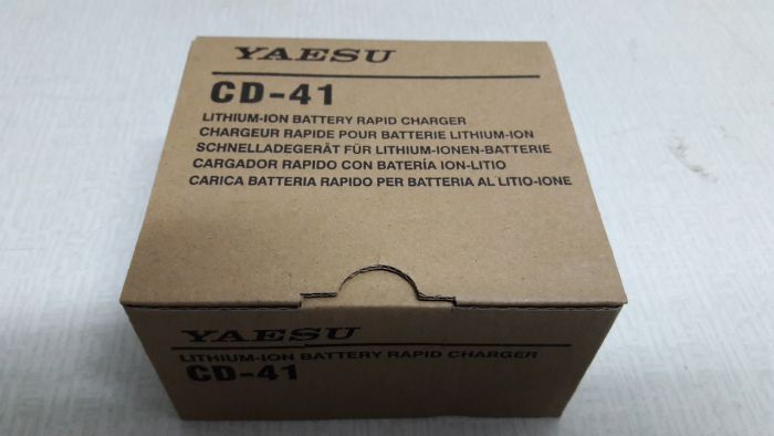 Yaesu CD-41 Зарядное устройство
