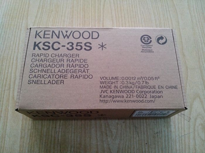 Зарядное ус-во Kenwood KSC-35S (E)