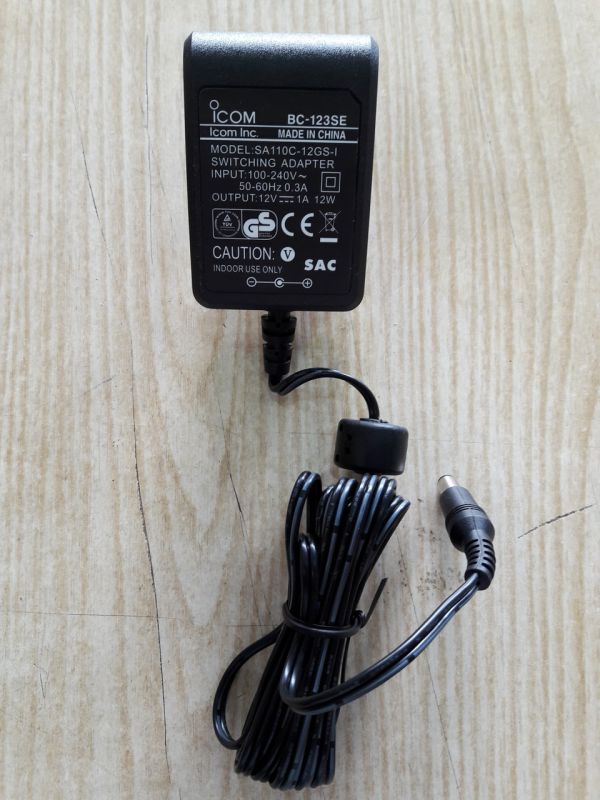 Icom BC-123SE, сетевой адаптер для зарядных устройств Icom