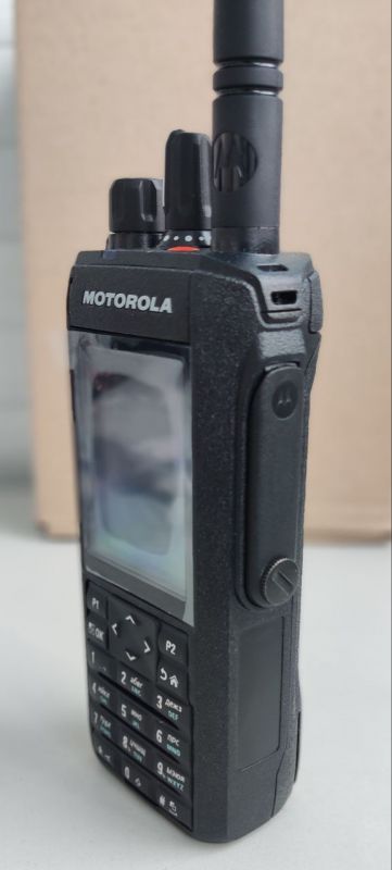 Motorola R7 FKP UHF Premium + AES 256 радиостанція портативна