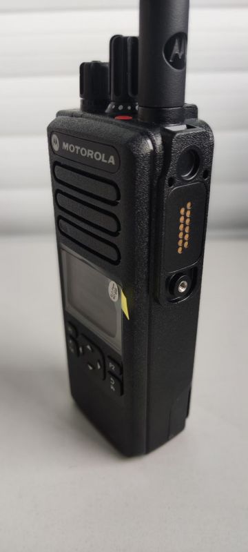 Motorola DP4601e VHF + AES радіостанція аналогово-цифрова