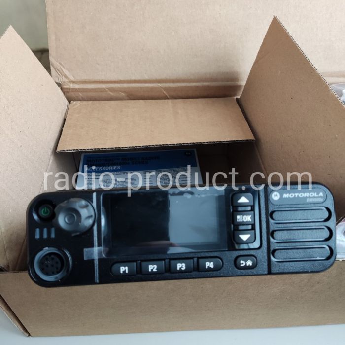 Motorola DM4600E UHF mobile transceiver (radio)
