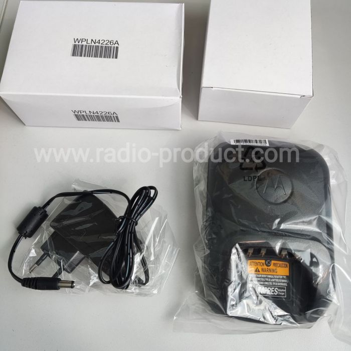 Motorola WPLN4226A зарядний пристрій для радіостанцій Motorola